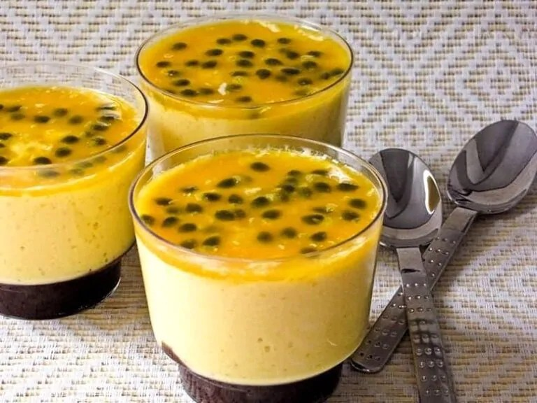 MOUSSE DE MARACUJA